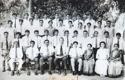 Students and staff in the early years of the college (6)
