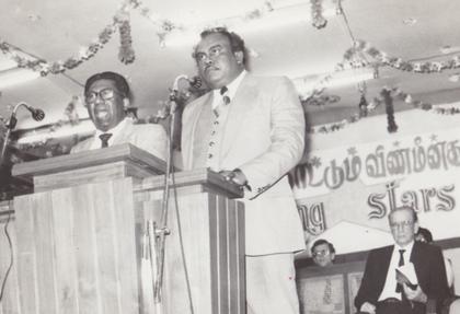 Students and staff in the early years of the college (12)